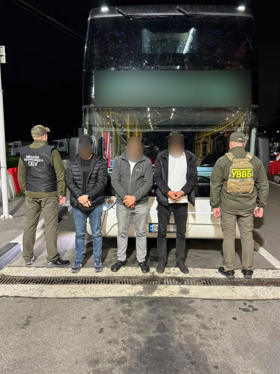 На Волині затримали водіїв автобусів, які намагалися підкупити прикордонників