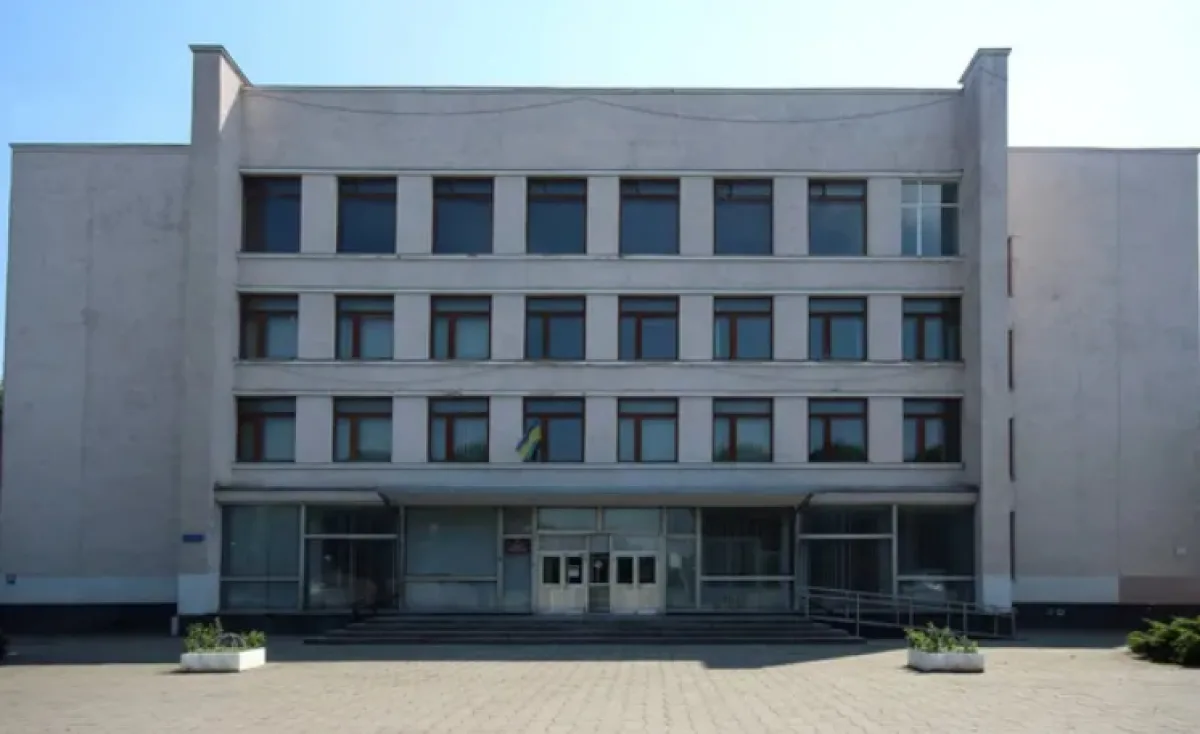 Волиньрада планує передати Луцьку будівлю ВНУ та ще 13 об'єктів