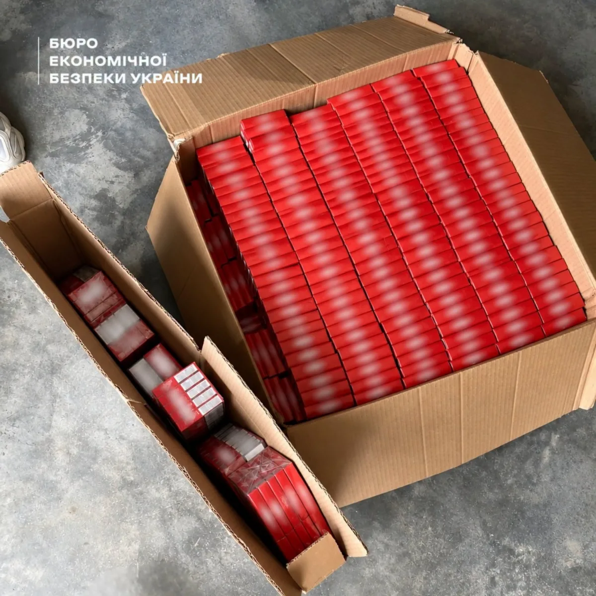 На Волині викрили незаконний бізнес з продажу сигарет без акцизу та електронок